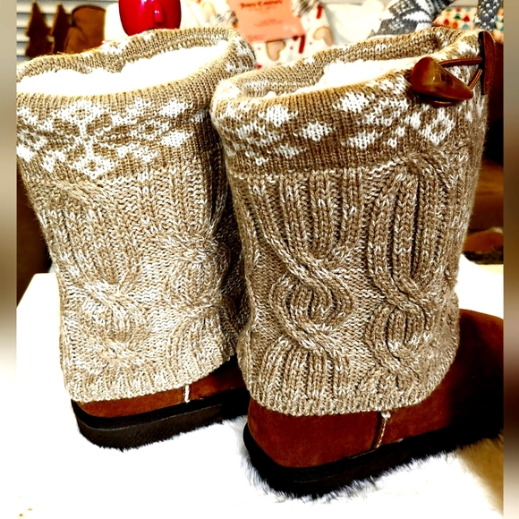Muk Luks Essentials Winter Boots NWOB sz.6 - Picture 5 of 7